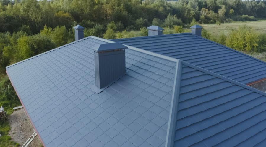 Professional gutter cleaning in Duck Hill, MS